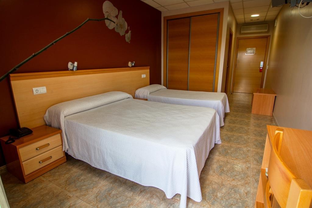 Hotel Mediterrani Blau L'Eucaliptus Esterno foto