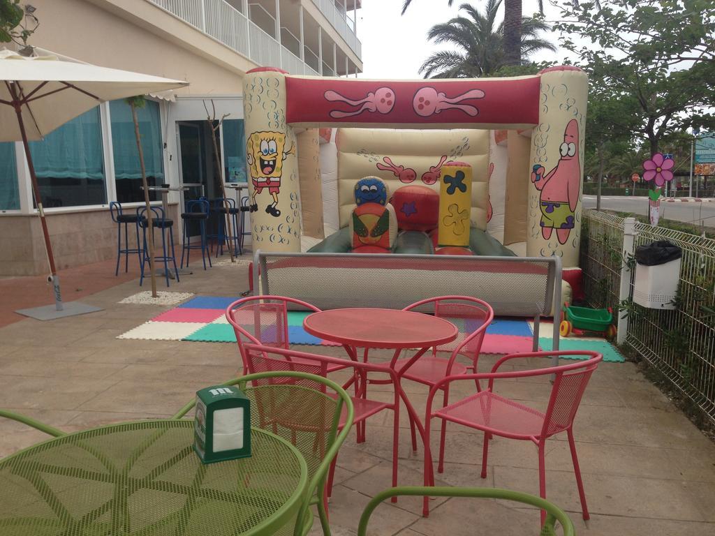Hotel Mediterrani Blau L'Eucaliptus Esterno foto