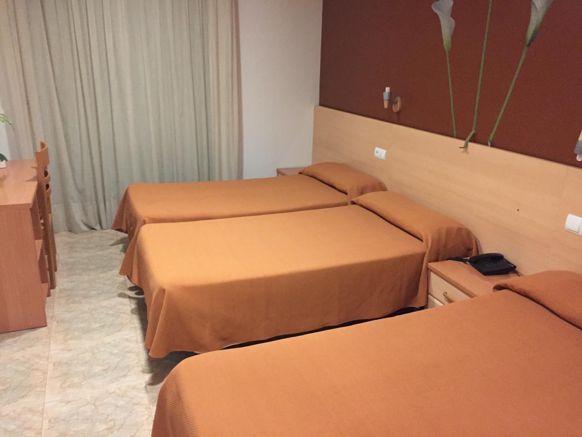 Hotel Mediterrani Blau L'Eucaliptus Esterno foto