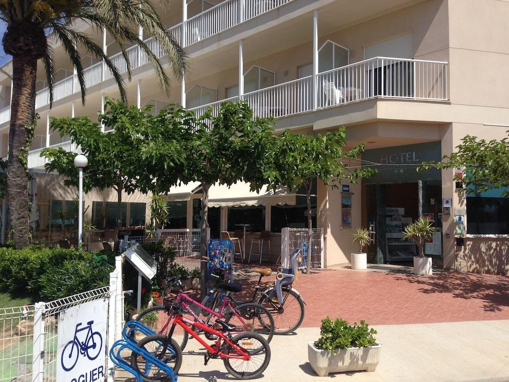 Hotel Mediterrani Blau L'Eucaliptus Esterno foto